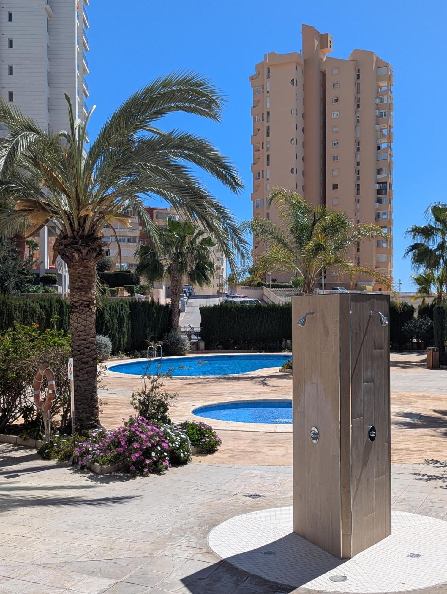 100 M From Fossa Beach In Calp Exterior foto
